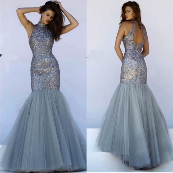 Sherri Hill Gun Metal Halter Gown Mermaid Trumpet Formal Gown Excellent Size 4 - Picture 1 of 9